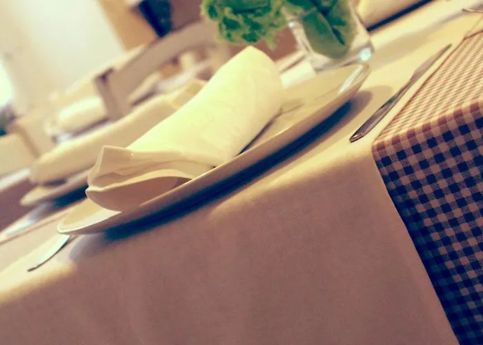 Bed & Breakfast Red House Garlate